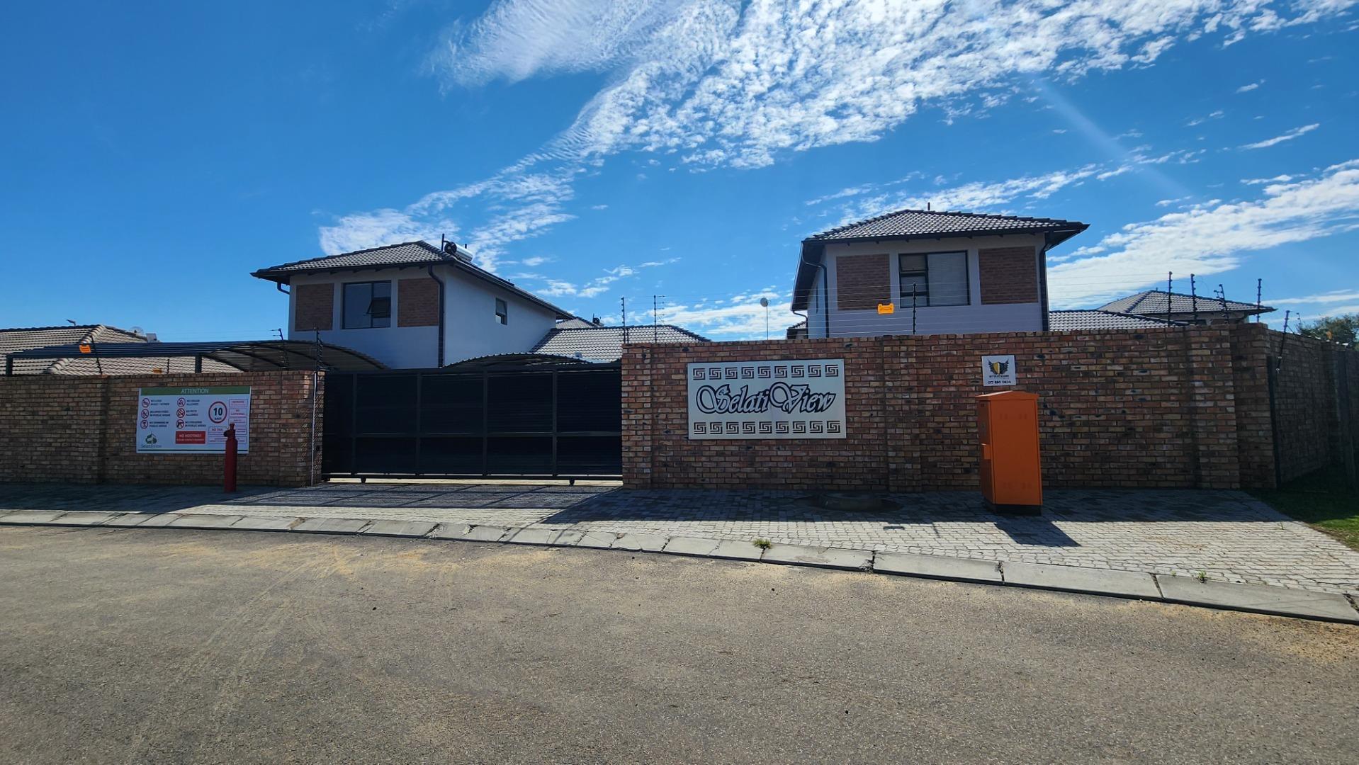 2 Bedroom Apartment / flat to rent in Secunda Central - 28 Selati ...