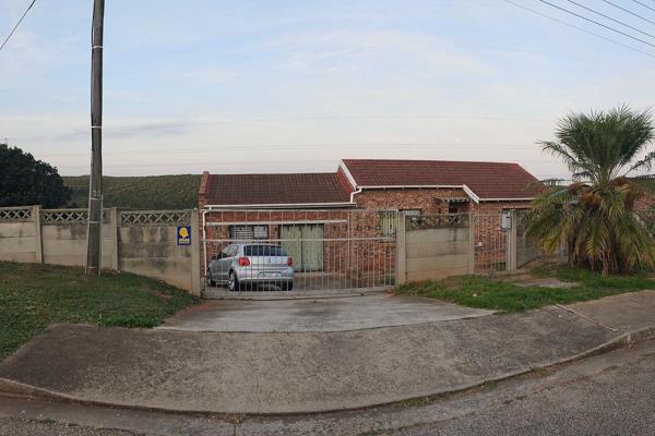 Charming Face Brick Home has endless potential in Scheepershoogte, Uitenhage.

Discover this delightful 2 bedroom, 1 bathroom face ...