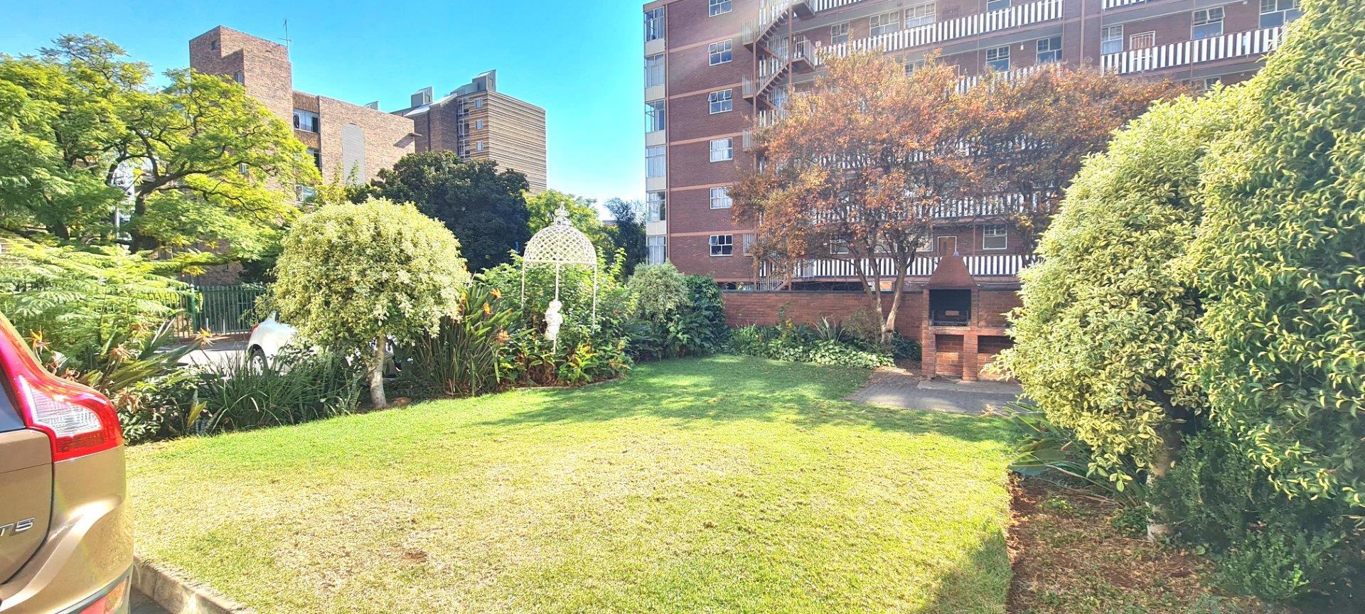 2 Bedroom Apartment / flat for sale in Sunnyside - 98 Plein Street ...