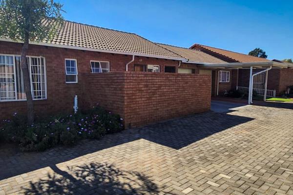 This beautiful and established Retirement Village is situated&#160;in the popular suburb of Die Hoewes located&#160;in Centurion. This ...