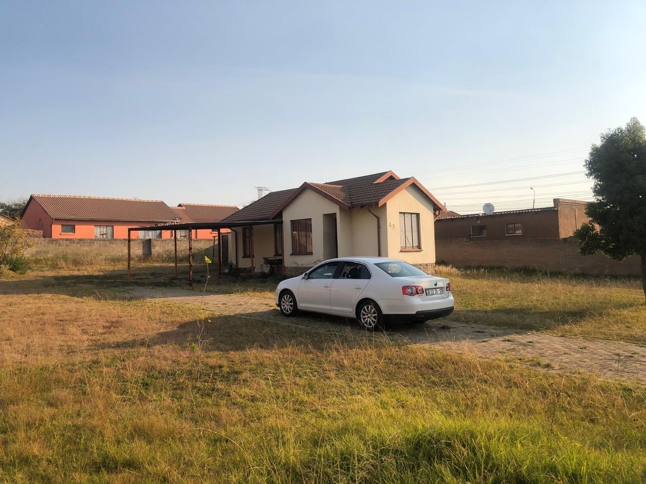 3 Bedroom House for sale in Norkem Park P24114465330