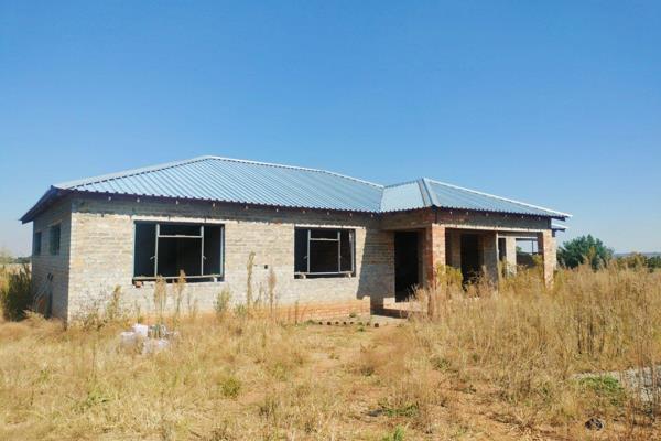 This well-priced, beautiful serviced plot offers versatility and value, perfect for residential, farming, or business ...