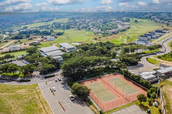 This delightful 2-bedroom apartment, ideally located within the prestigious Jackal Creek Golf Estate, offers a perfect blend of comfort ...