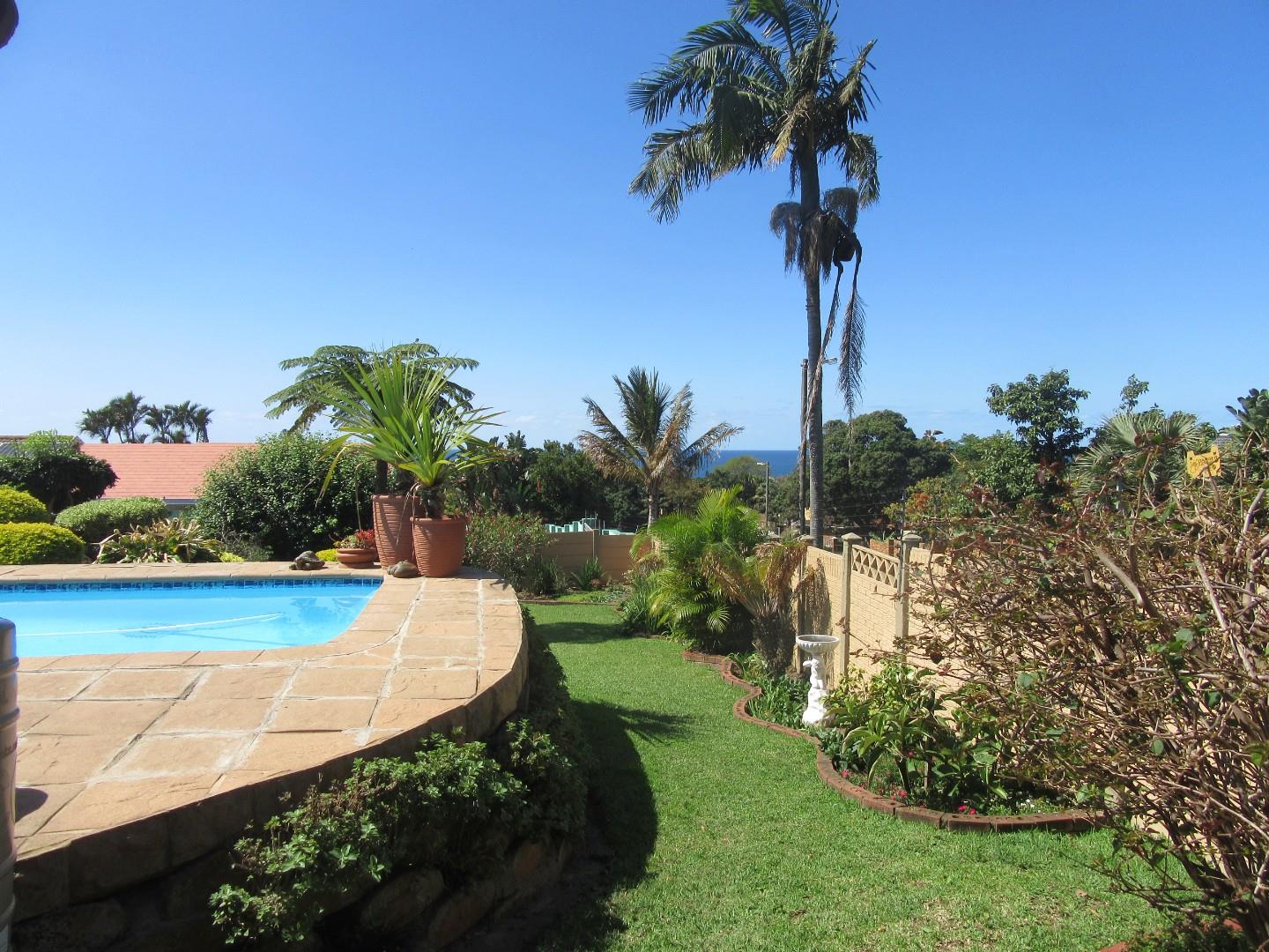 3 Bedroom House for sale in Scottburgh Central - P24-114470804