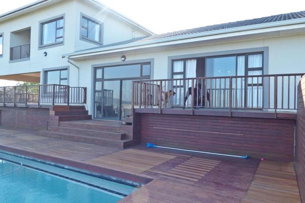 Situated directly on the mouth of Tugela River and the sea.
Stunning sunrise and sunset delight with a 270 degree view of both Tugela ...