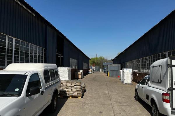 Available for purchase is a factory/warehouse property with a total floor area of 5,235 ...