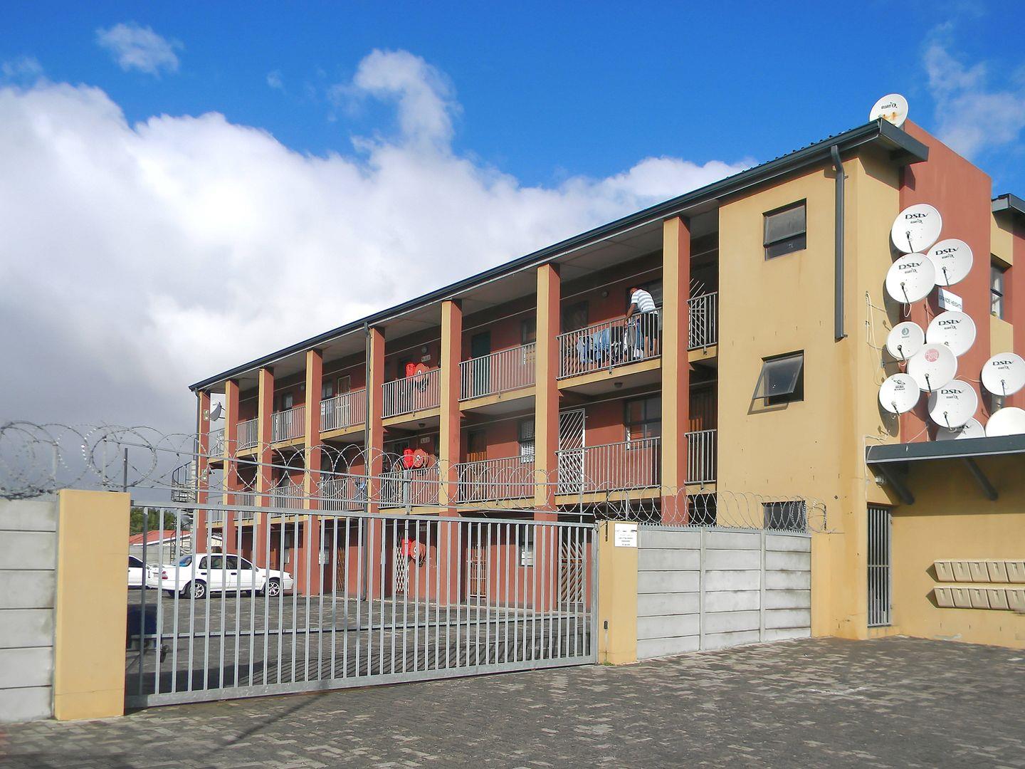 Apartments / flats for sale in Goodwood Goodwood Property