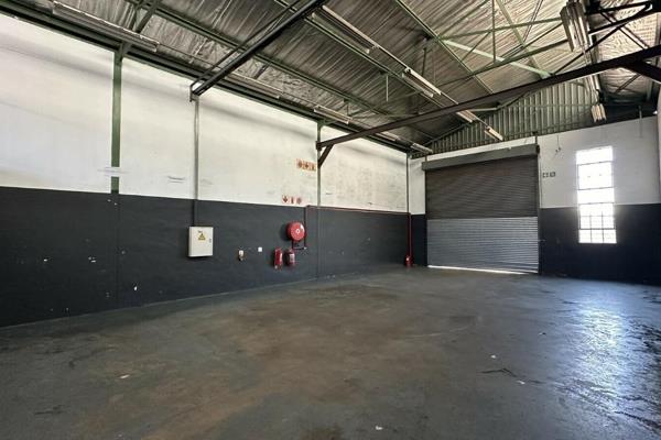 Extremely well sought after 215m2 warehouse is available to rent in Robertville ...