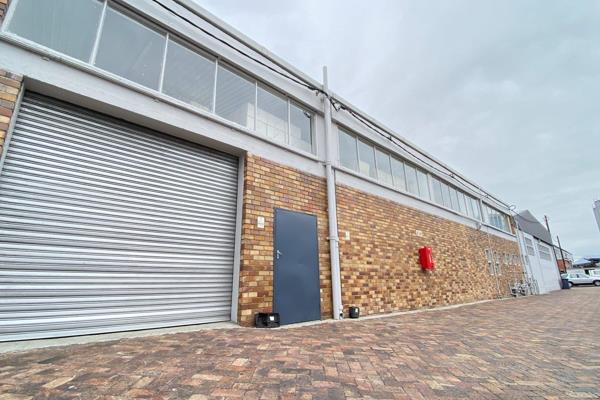 Neat and secured Industrial property available in Maitland, Cape Town.

Situated on ...
