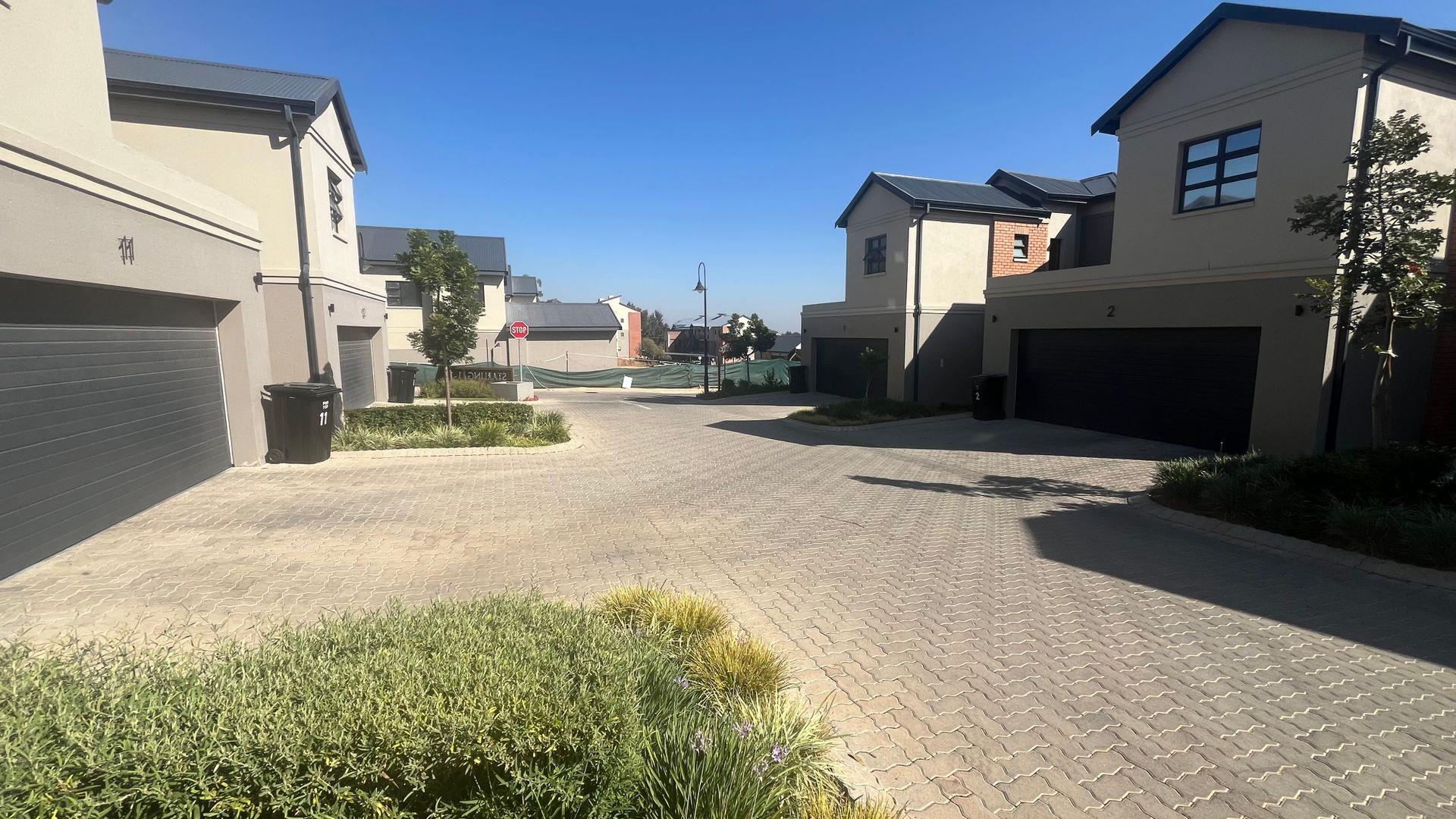 Townhouse for sale in Kyalami Ridge - 6 The Woods, 1 Colt Street - P24 ...