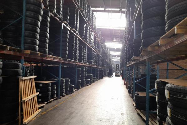 19294m2 warehouse to rent in Jet Park, Boksburg. The property
has easy access from most ...