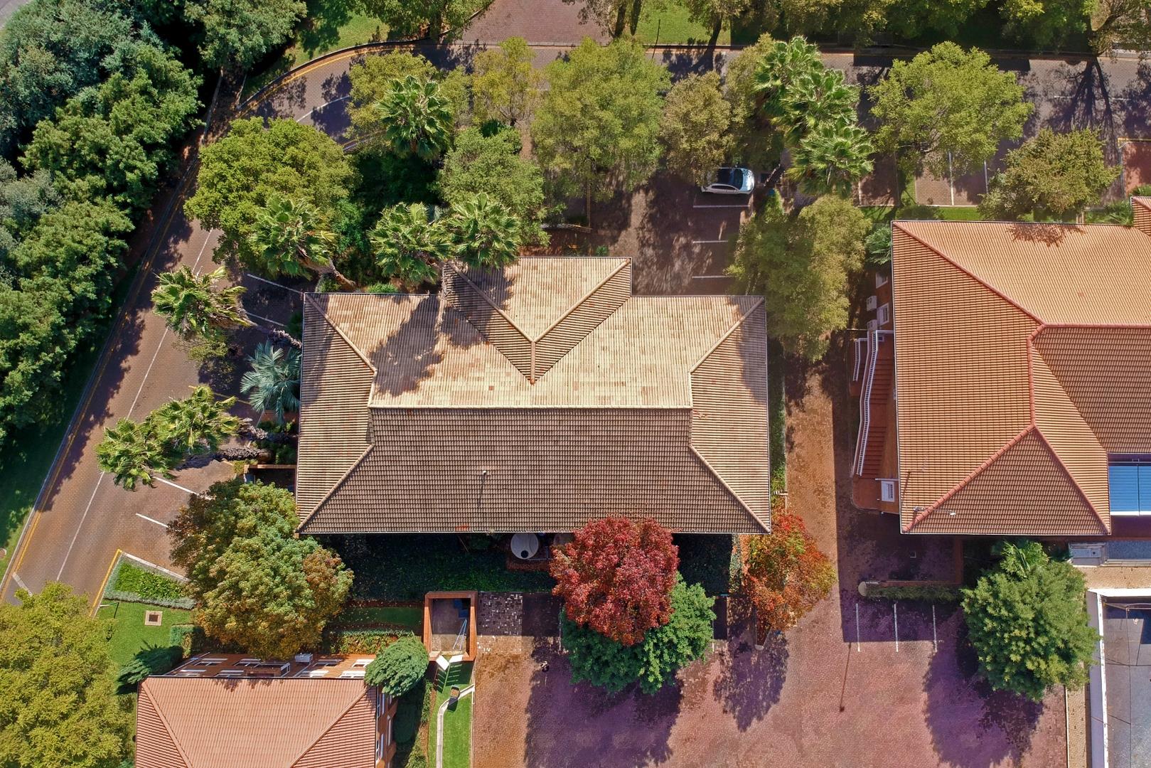 Commercial property for sale in Bedfordview P24114419824