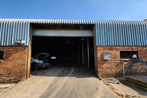 BOOYSENS | 500 SQUARE METER WAREHOUSE TO LET | 1471 BEVERLY STREET | PRETORIA

This ...