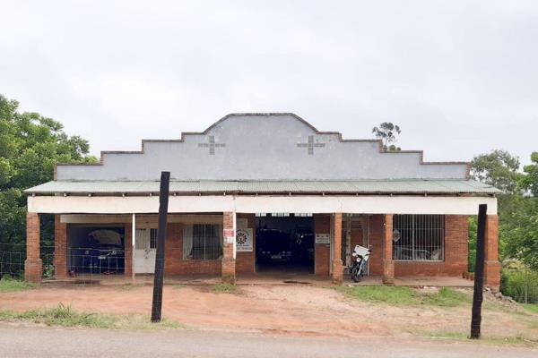 Large double storey workshop for sale.

Currently being used as a motor vehicle repair premises.

It has two rooms upstairs and two ...