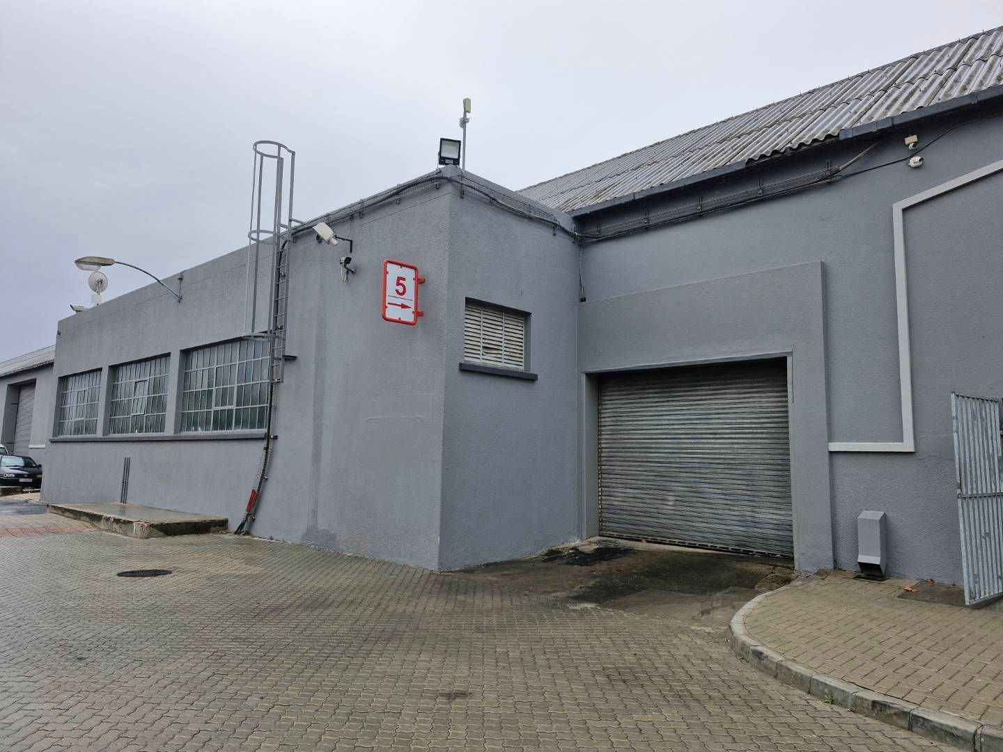 Industrial property to rent in Blackheath Industrial 15 Range Road