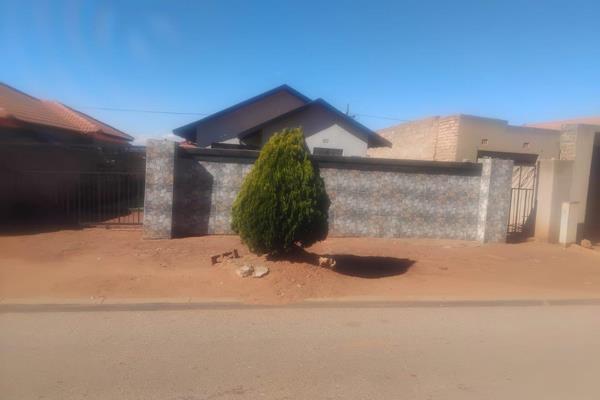 2 bedroom home with full bathroom, lounge, kitchen, 2 outside rooms and walled