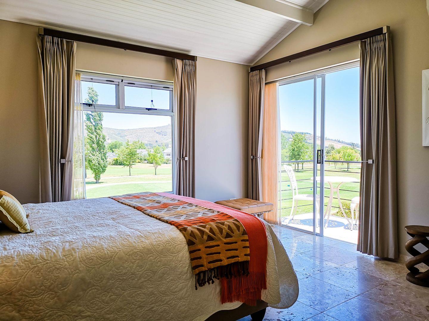 Photo of 1 Bedroom Apartment / flat to rent in Erinvale Golf Estate