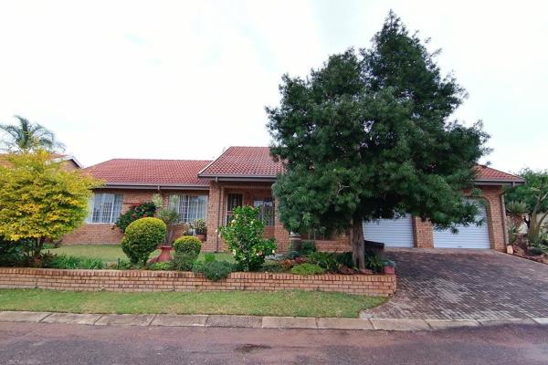 3-Bed Aftreehuis te Koop in Bosveldsig - Modimolle

Pragtige, gerieflike en netjiese aftreehuis met &#39;n braaikamer wat uitloop op ...