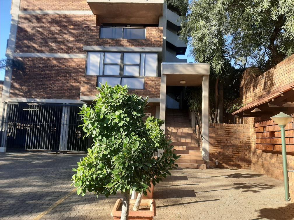 3 Bedroom Apartment / flat for sale in Murrayfield P24114496398