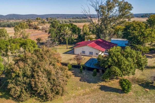 Farm Oasis for Sale!
Escape to tranquility with this sprawling 12.2ha farm, conveniently situated just 4km from Modimolle town, right ...