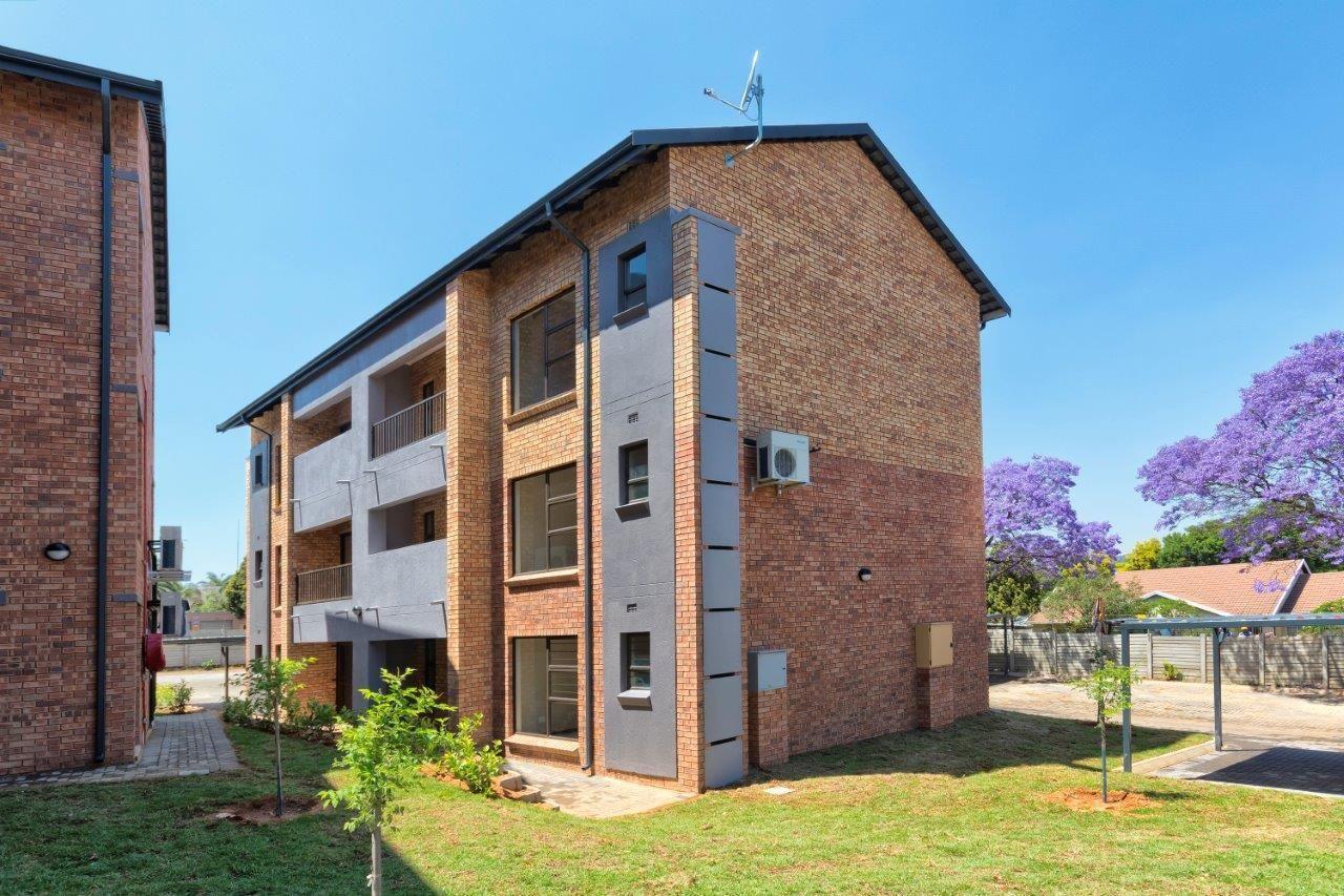 Fontainebleau Property Property and houses to rent in Fontainebleau