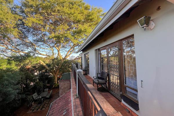 This Furnished, modern upstairs cottage is situated in a quiet area in Park Hill. Wooden stairs lead up to this unit. Both bedrooms and ...