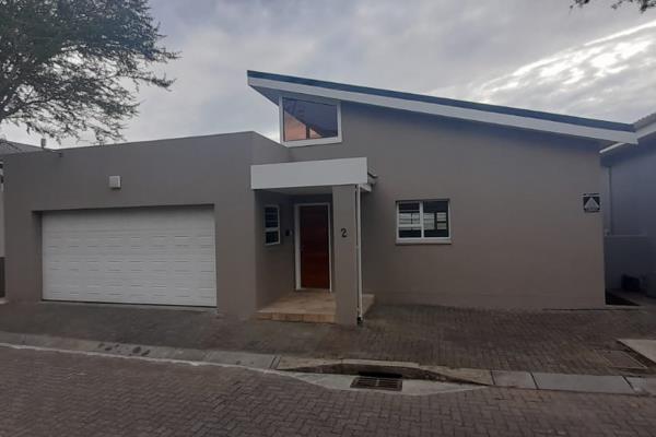 Presenting you with this lovely 4 bedroom 3 bathroom house in the very secure Triple Point Estate.

With a lovely view over your ...