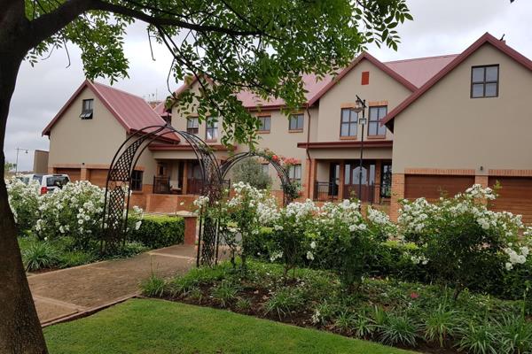 Gorgeous European Styled Cluster to rent from 01 May 2025

This home overflows with ...