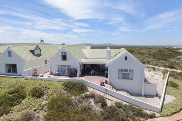 Family home with gorgeous sea views to rent for 12 months in the tranquil environment of this Exclusive Private Nature Reserve . Within ...