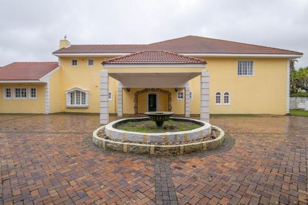 Separate wing from this extensive property is available for rent fully furnished for initial period of up to twelve months. ...