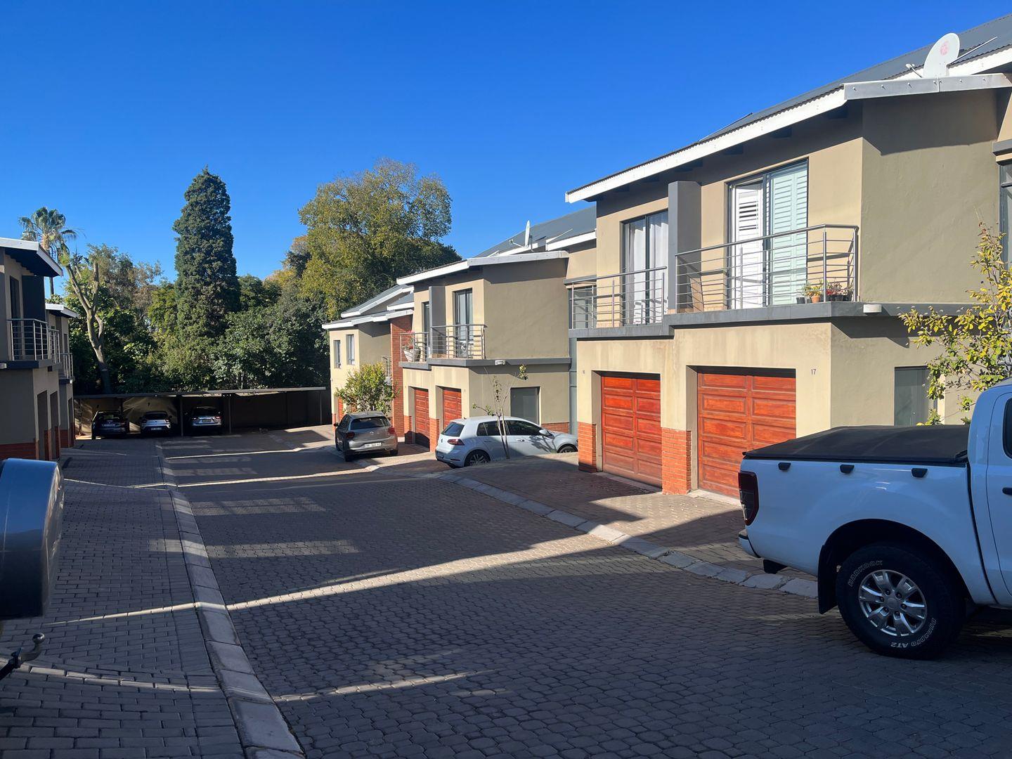 Lynnwood Manor Property Property and houses for sale in Lynnwood