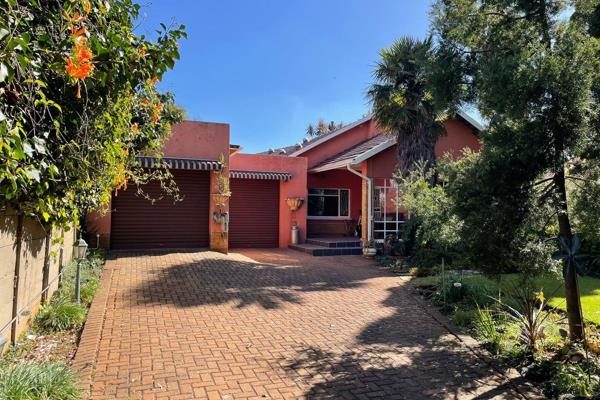 Charming Family Home in Birchleigh, Kempton Park
Nestled in the heart of Birchleigh within walking distance from Laerskool Birchleigh ...