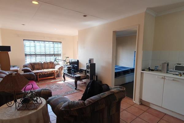 NEAT ONE BEDROOM, ONE BATHROOM APARTMENT

This neat one bedroom apartment is now for ...