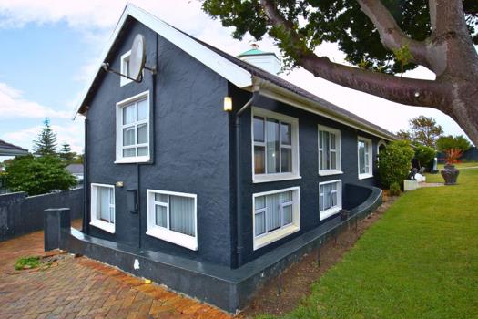 4 Bedroom House for sale in Northcliff