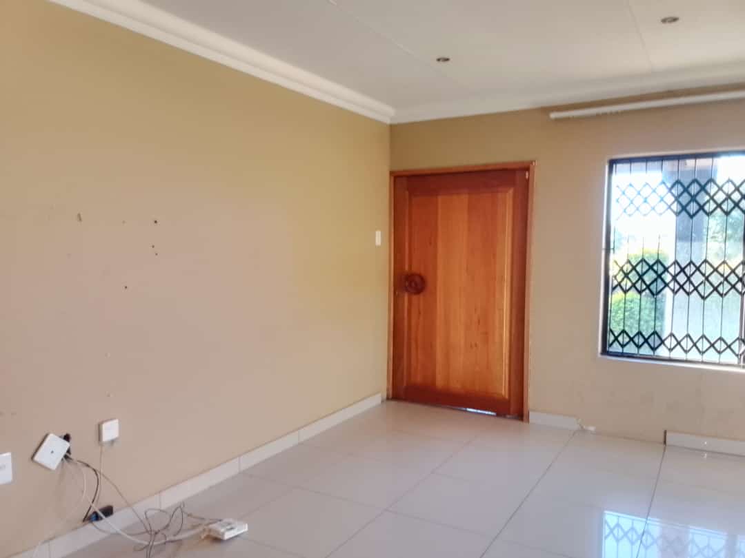 3 Bedroom House to rent in Middelburg Central P24114507604