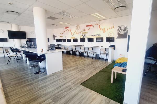 COROBAY CORNER OFFICE PARK | 174m&#178; OFFICE UNIT | COROBAY AVENUE | MENLYN

COROBAY ...