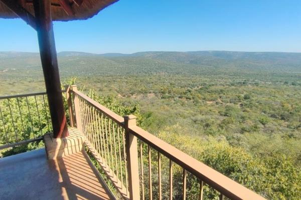 Nestled within the pristine wilderness of Monate Private Game Reserve, overlooking the vast expanse of the Rooiberg area in Thabazimbi ...