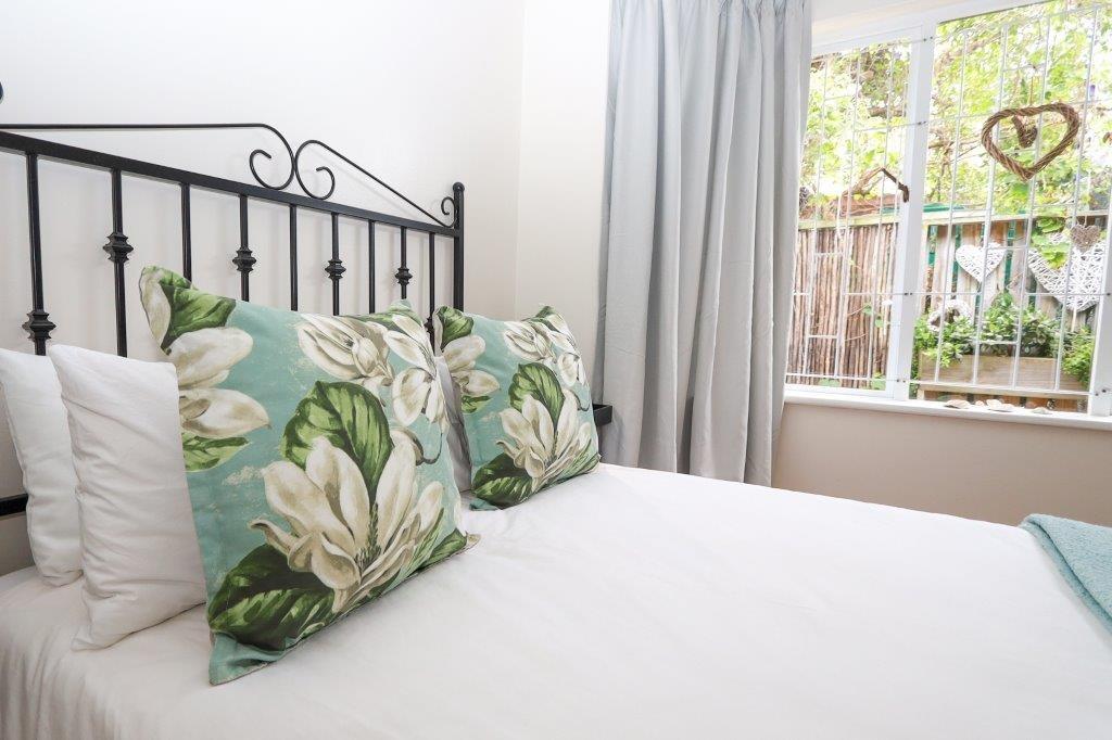 Photo of 4 Bedroom House to rent in Seaside Longships