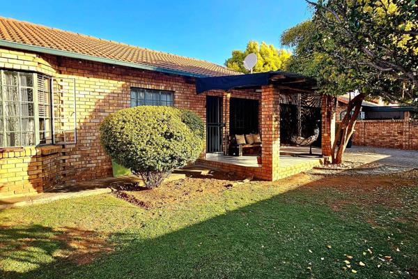 SOLE MANDATE
If you are looking for a spacious stand-alone FULL TITLE home with NO Load shedding , then this lovely two-bedroom home in ...