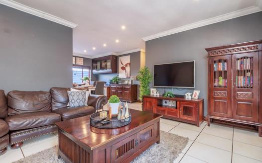 3 Bedroom House for sale in Northcliff