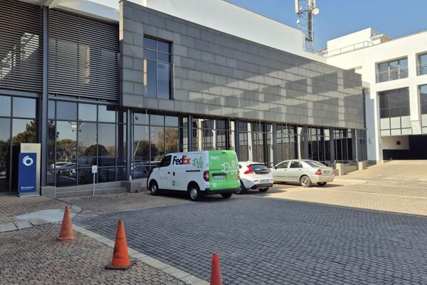 Ground Floor office space available in a highly sort after building in Rivonia. The ...