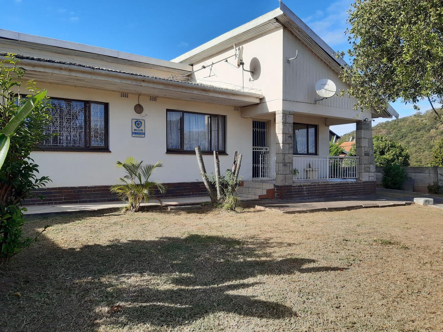 4 Bedroom House for sale in Silverglen - P24-114520689