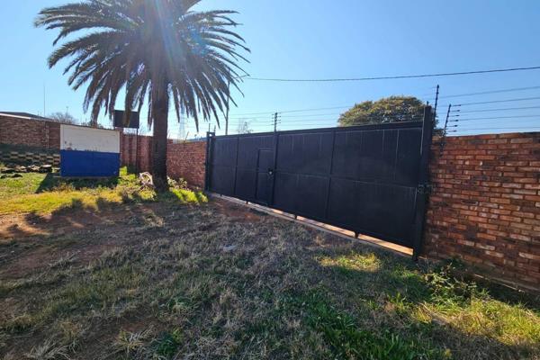 Large open yard space available for rental or for sale in the heart of Alberton ...