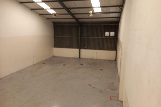 Industrial Property to rent in Amanzimtoti