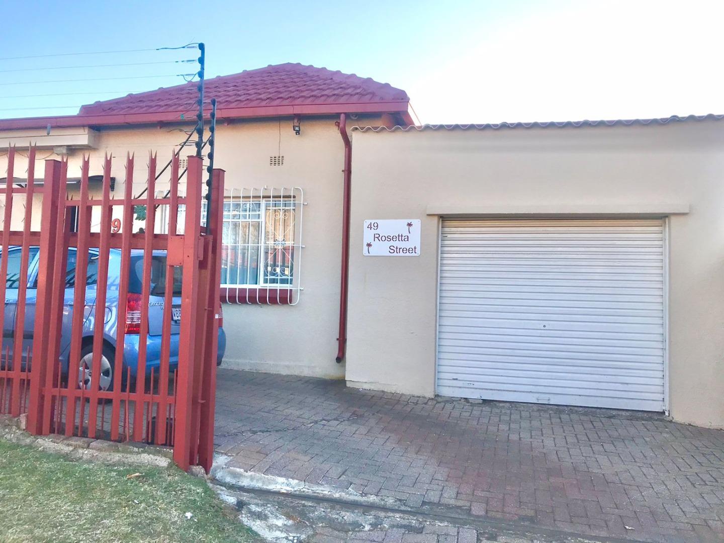 4 Bedroom House for sale in Regents Park 49 Rosetta Street P24