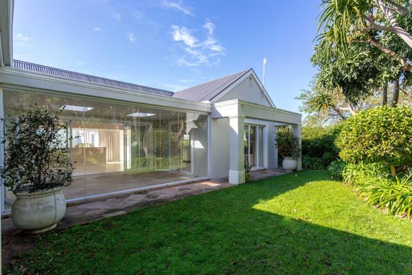 RENTAL PERIOD 6 MONTHS
Nestled within the lush Constantia Valley, Steenberg Golf Estate ...