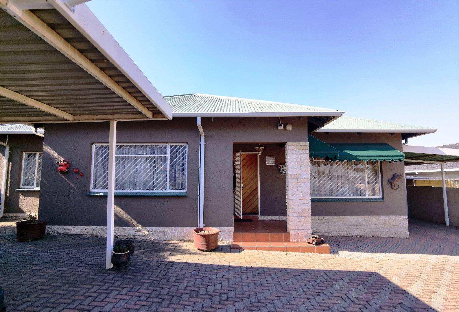 Homestead, Germiston Property Property and houses for sale in Homestead, Germiston