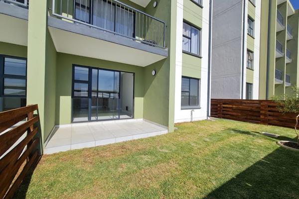 This ground floor apartment unit at Greenkloof Smart City offers you the following:

- Open plan kitchen with space for washing ...