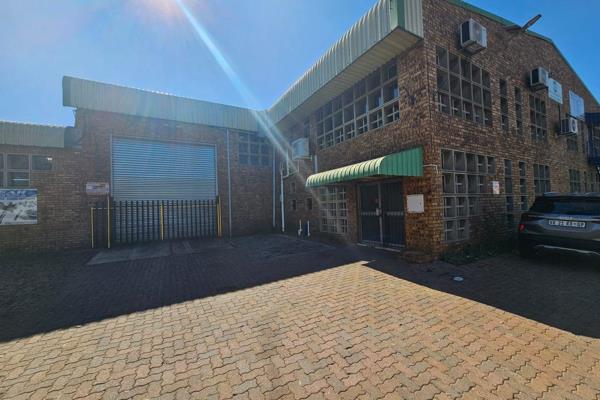 Exceptionally neat and spacious mini industrial unit measuring 450sqm comprising of a ...
