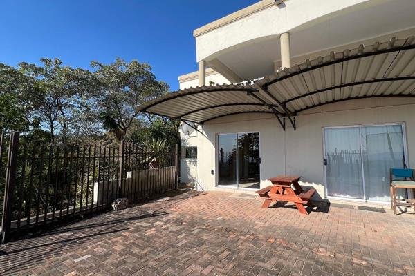 1 Bachelor apartment available in Sonheuwel

Lease period: 12 months
Start Date: 1 November 2024

This property offers:
- 1 room
- ...